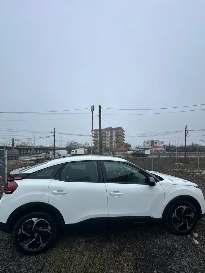 Citroën C4 BlueHDi 130 Stop&Start EAT8 FEEL PACK — imagine 4