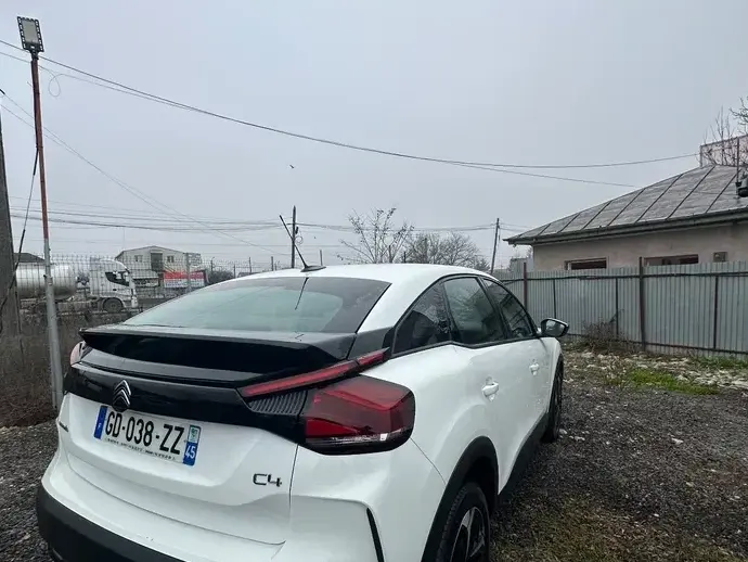 Citroën C4 BlueHDi 130 Stop&Start EAT8 FEEL PACK
