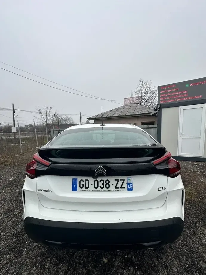 Citroën C4 BlueHDi 130 Stop&Start EAT8 FEEL PACK — imagine 3