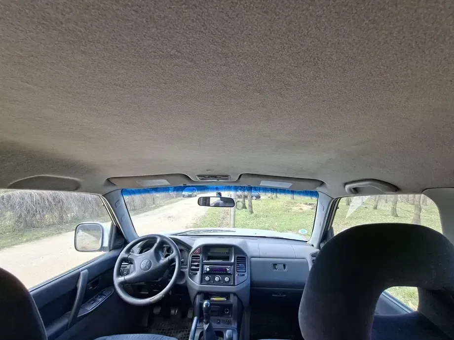Mitsubishi Pajero 2.5 TD Classic — imagine 6