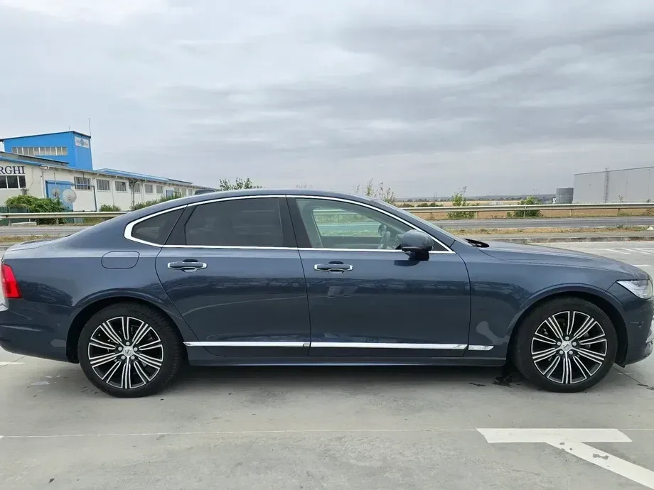 Volvo S90 D3 Inscription — imagine 4