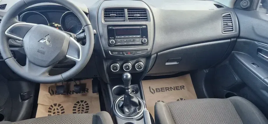 Mitsubishi ASX 1.6 Litre DI-D 4X4 Invite — imagine 3