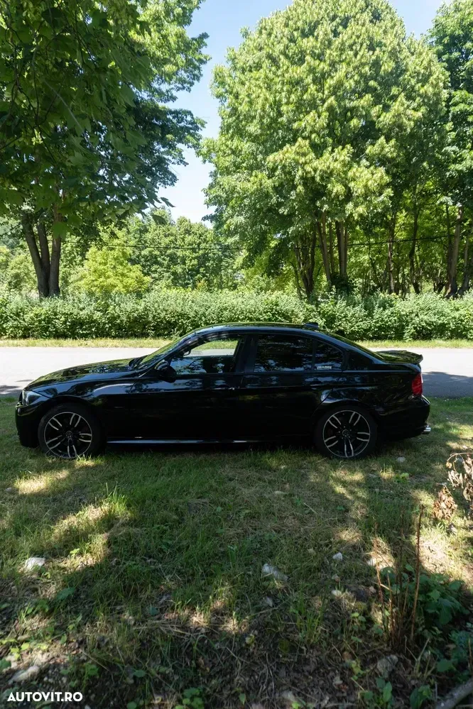BMW Seria 3 E90/E91/E92/E93 [2005 - 2013] — imagine 5