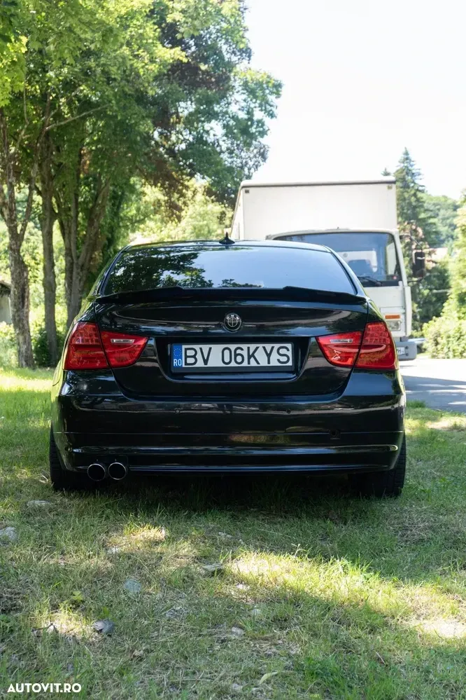 BMW Seria 3 E90/E91/E92/E93 [2005 - 2013] — imagine 6