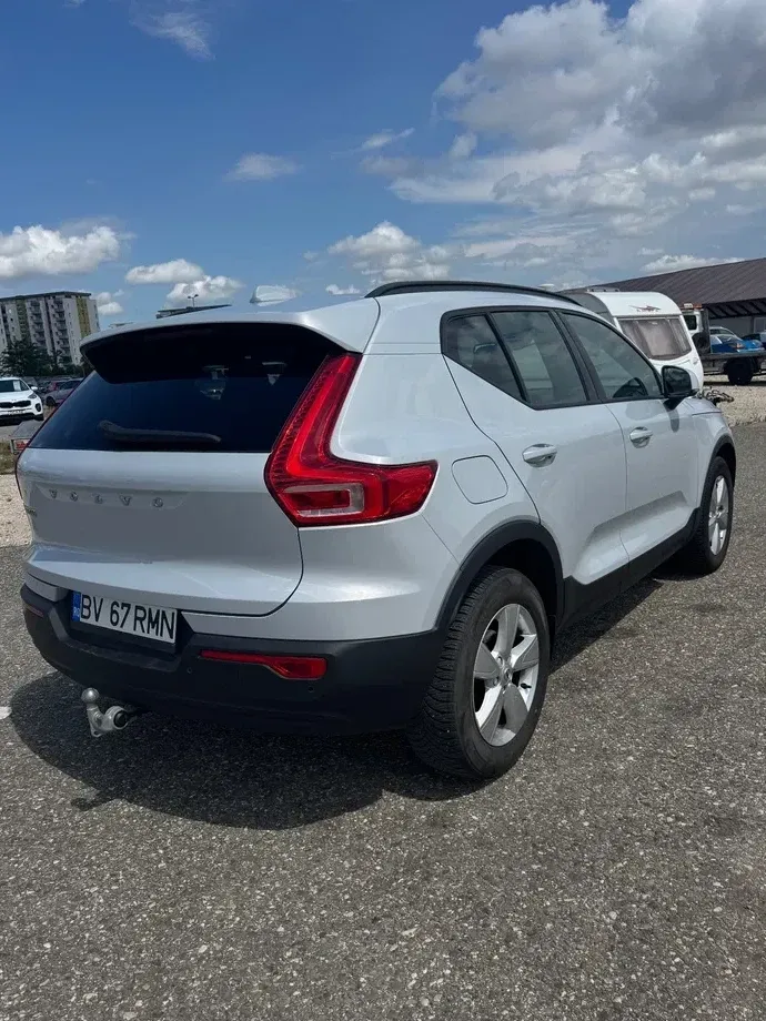Volvo XC 40 D3 Geartronic Momentum — imagine 3