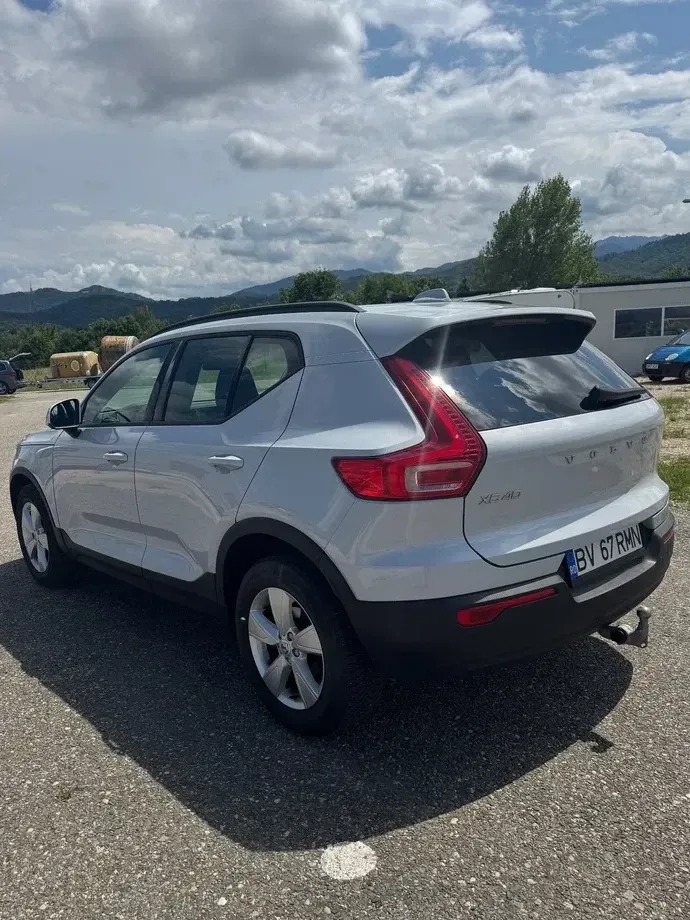 Volvo XC 40 D3 Geartronic Momentum — imagine 4