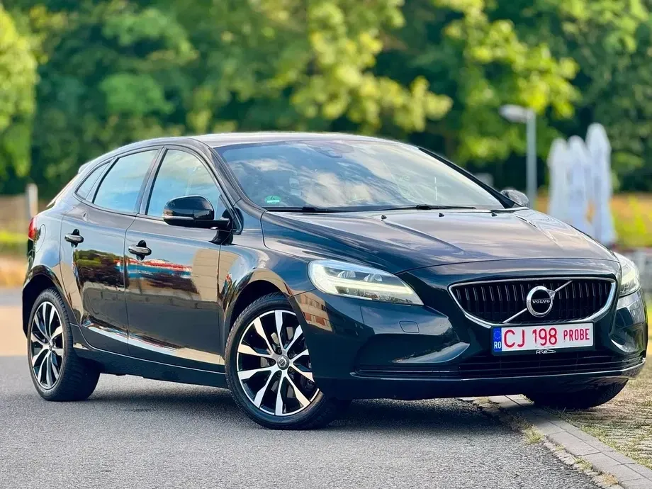 Volvo V40 D2 Geartronic Pro — imagine 2