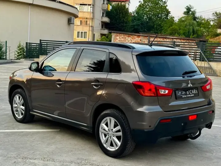Mitsubishi ASX 1.8 DID 2WD Invite A13
