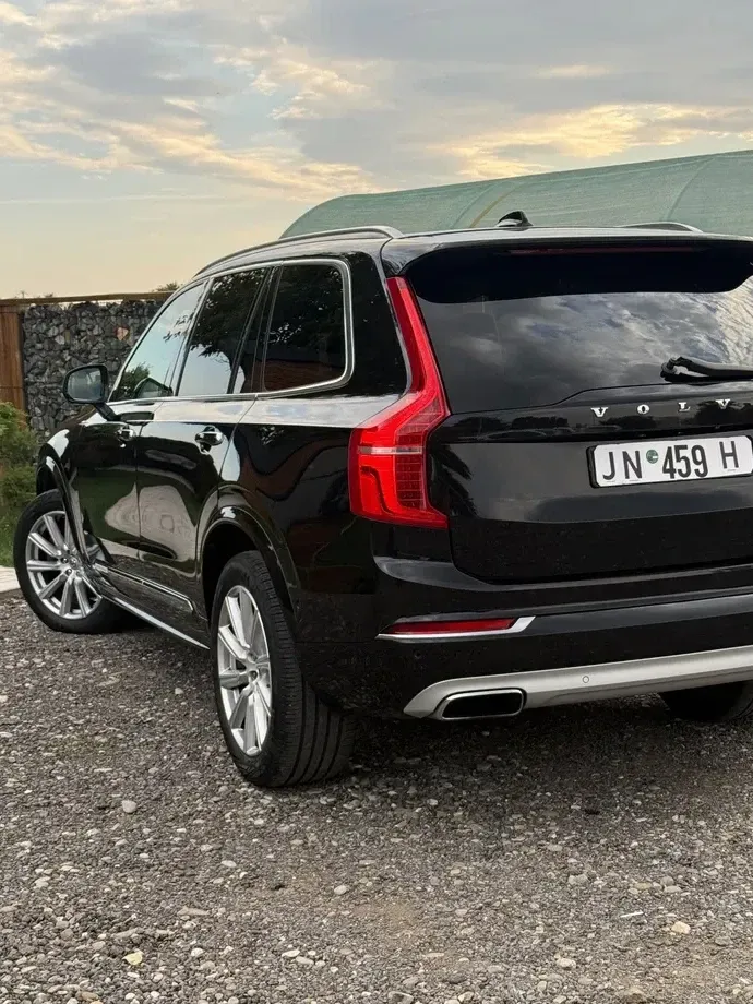Volvo XC 90 II D5 AWD Geartronic Inscription — imagine 2