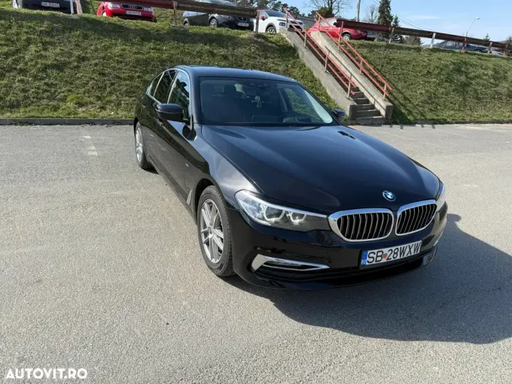 BMW Seria 5 G30/G31 [2017 - Prezent] 520d xDrive Aut. Luxury Line