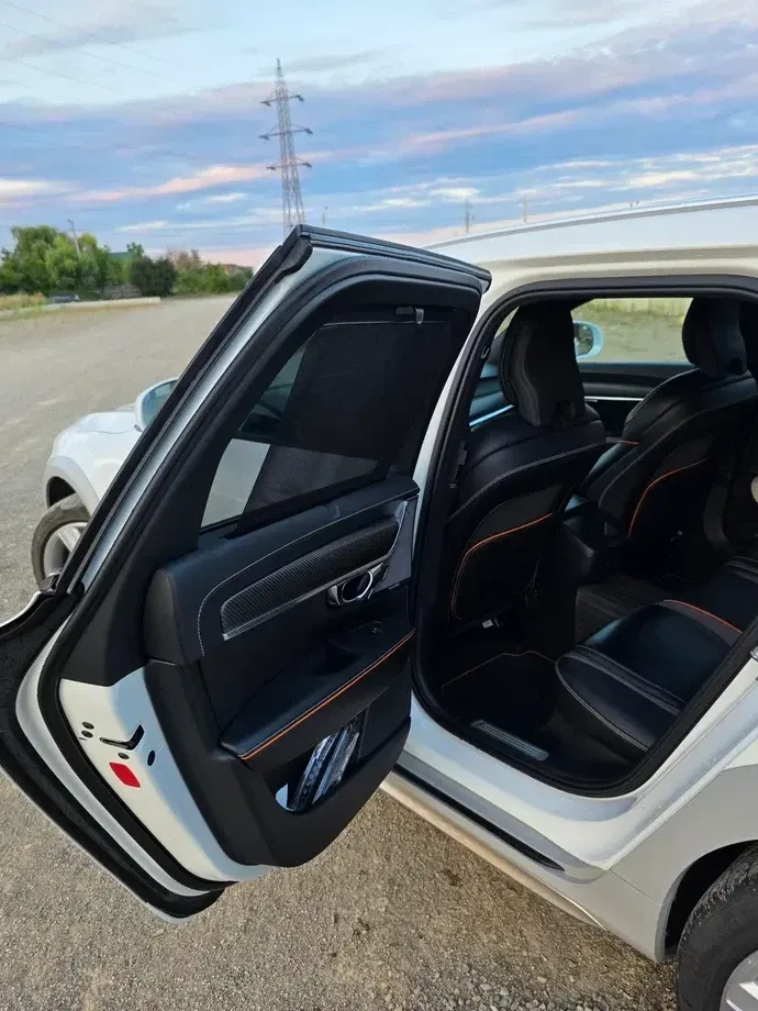 Volvo V90 D5 AWD Geartronic Ocean Race — imagine 6