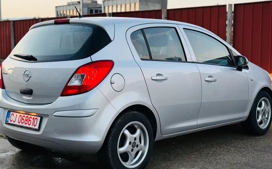 Opel Corsa 1.2i Enjoy — imagine 4
