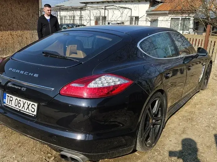 Porsche Panamera