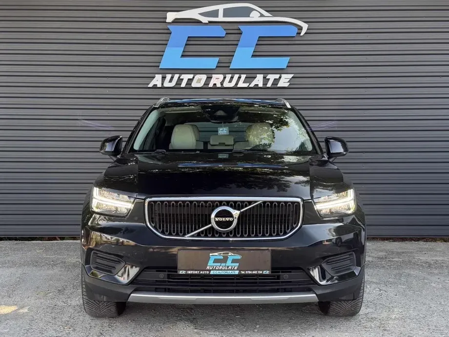 Volvo XC 40 D3 Momentum Pro — imagine 2