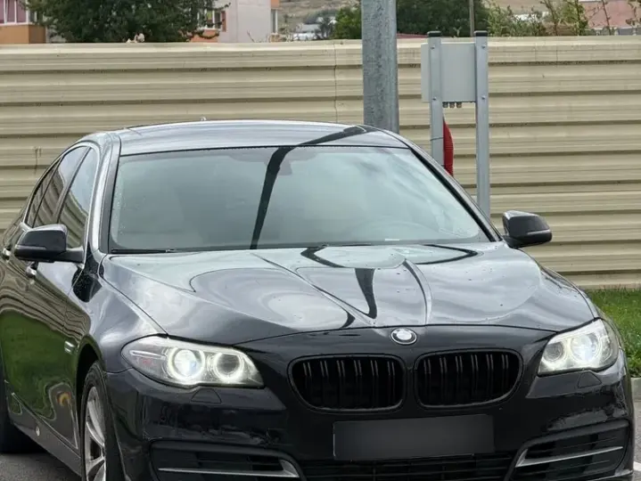 BMW Seria 5 F10/F11/F07 [2010 - 2017] 525d xDrive AT