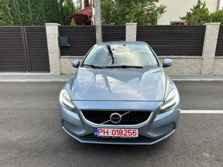 Volvo V40 II D2 Momentum