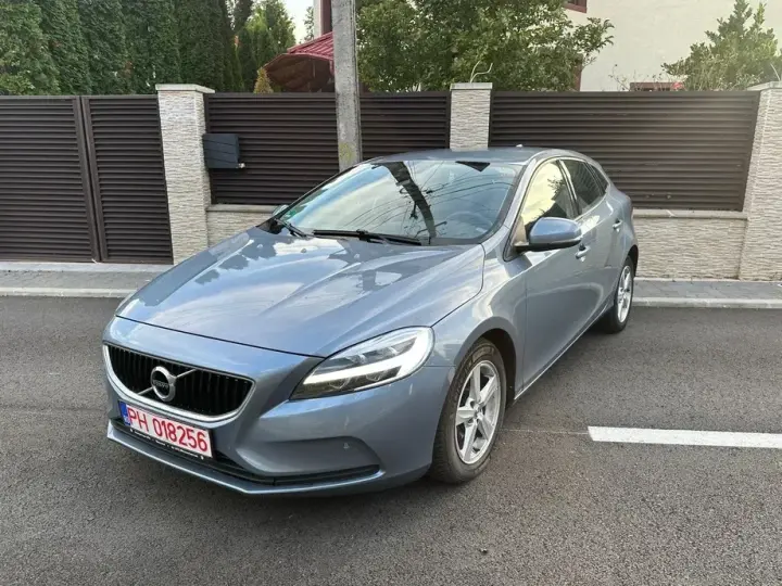 Volvo V40 II D2 Momentum