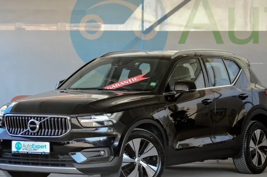 Volvo XC 40 Recharge T4 Twin Engine AT7 Inscription Expression — imagine 3