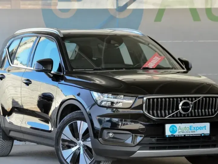 Volvo XC 40 Recharge T4 Twin Engine AT7 Inscription Expression