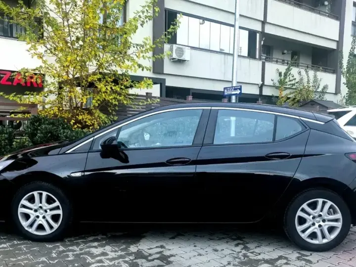 Opel Astra 1.6 CDTI ECOTEC ECOFlex Start/Stop Selection