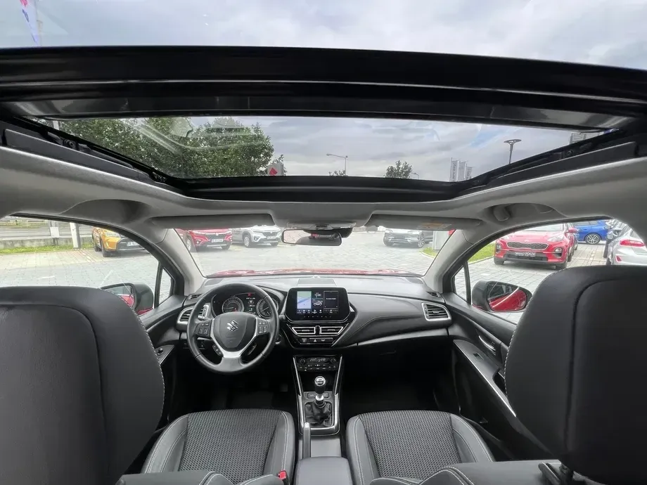 Suzuki S-Cross 1.4 Boosterjet MHEV Luxus — imagine 4