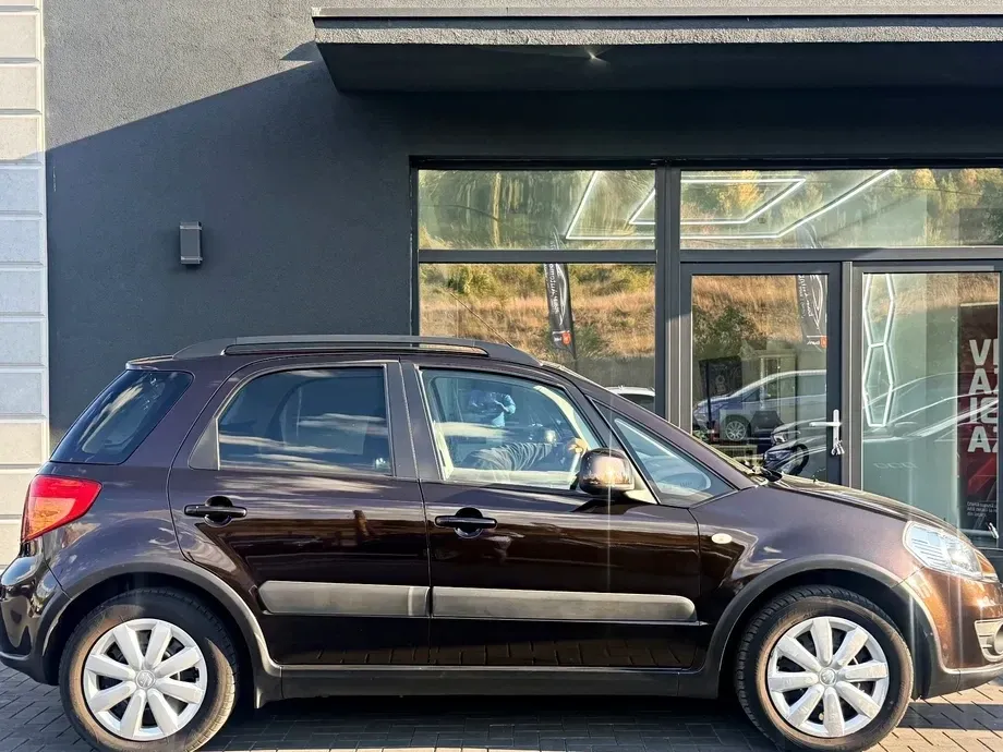 Suzuki SX4 1.6 VVT 4x2 Comfort — imagine 2