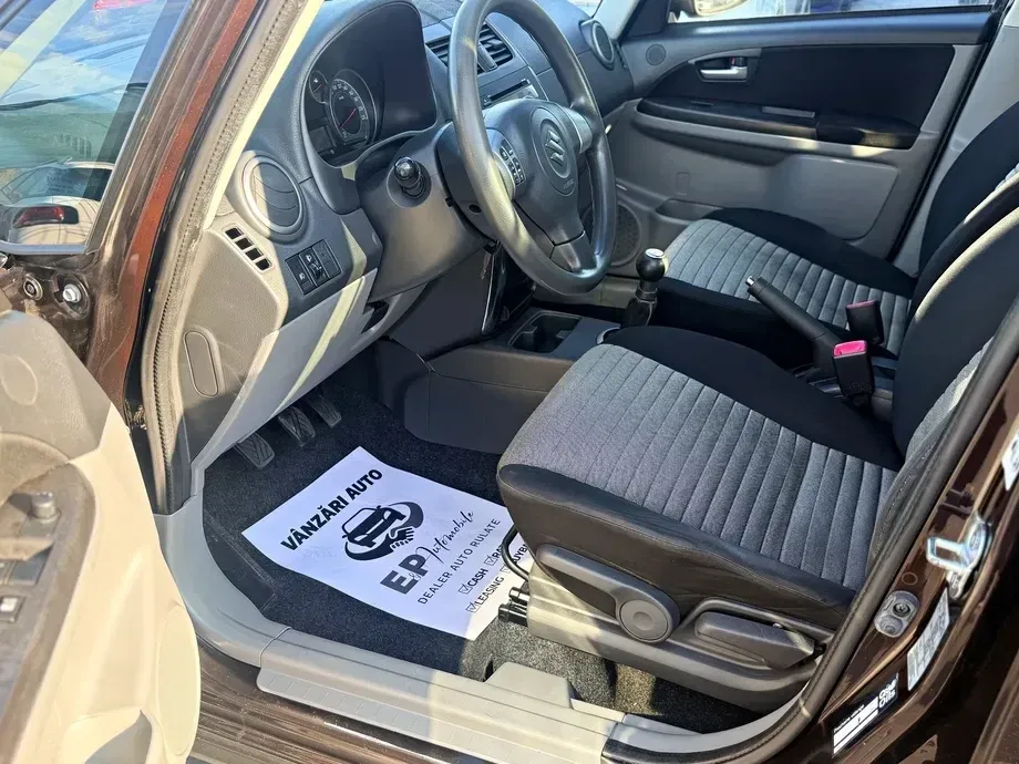 Suzuki SX4 1.6 VVT 4x2 Comfort — imagine 5