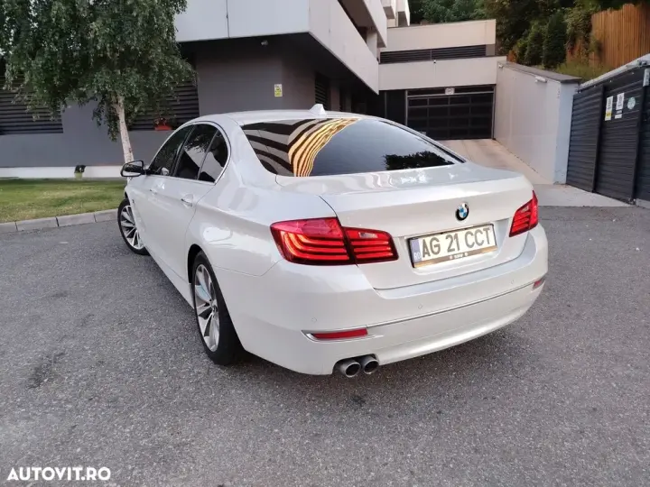 BMW Seria 5 F10/F11/F07 [2010 - 2017] 520d Aut. Modern Line
