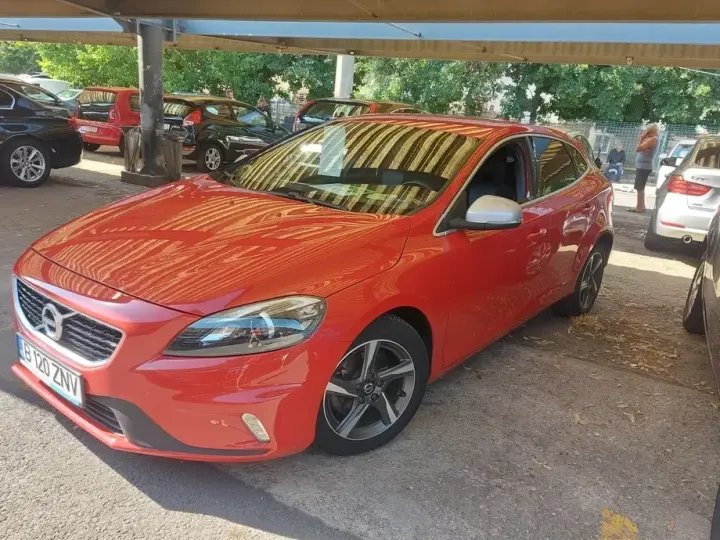 Volvo V40 II D3 RDesign