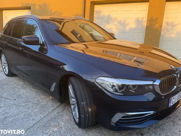 BMW Seria 5 G30/G31 [2017 - Prezent] 520d xDrive Aut. Luxury Line