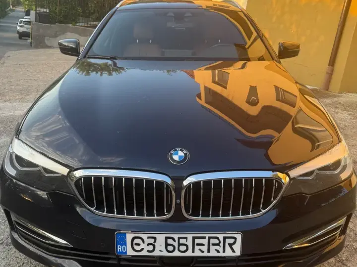 BMW Seria 5 G30/G31 [2017 - Prezent] 520d xDrive Aut. Luxury Line