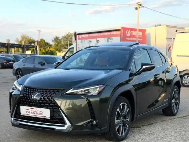 Lexus UX