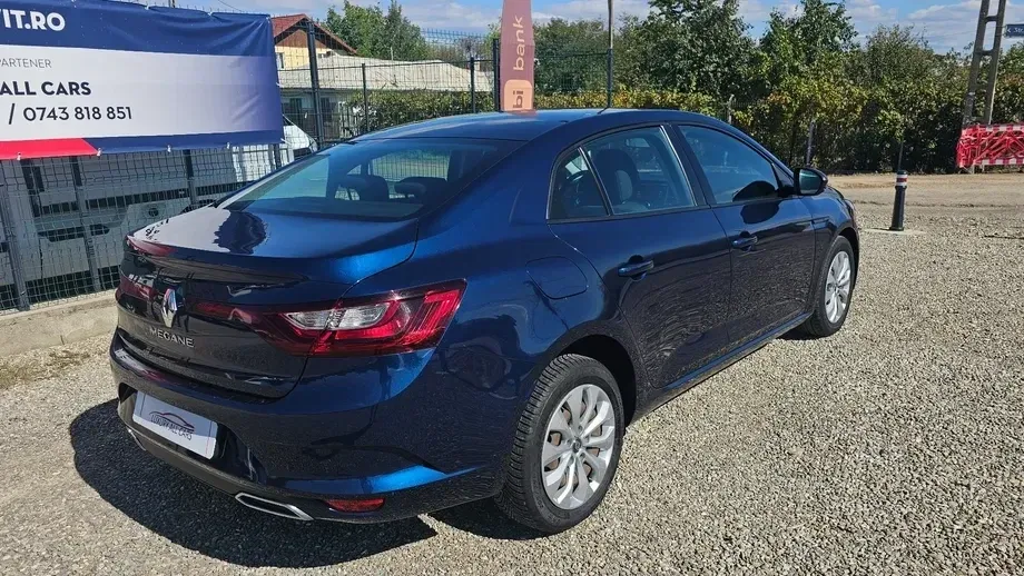 Renault Mégane — imagine 5