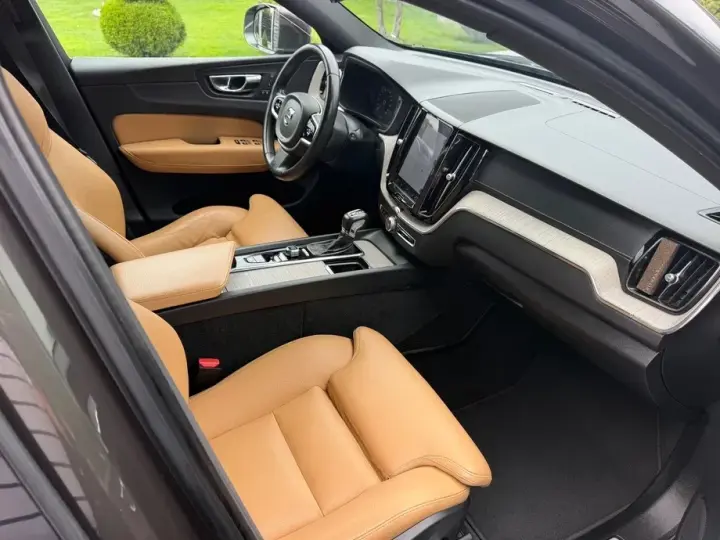 Volvo XC 60 D4 AWD Geartronic Inscription