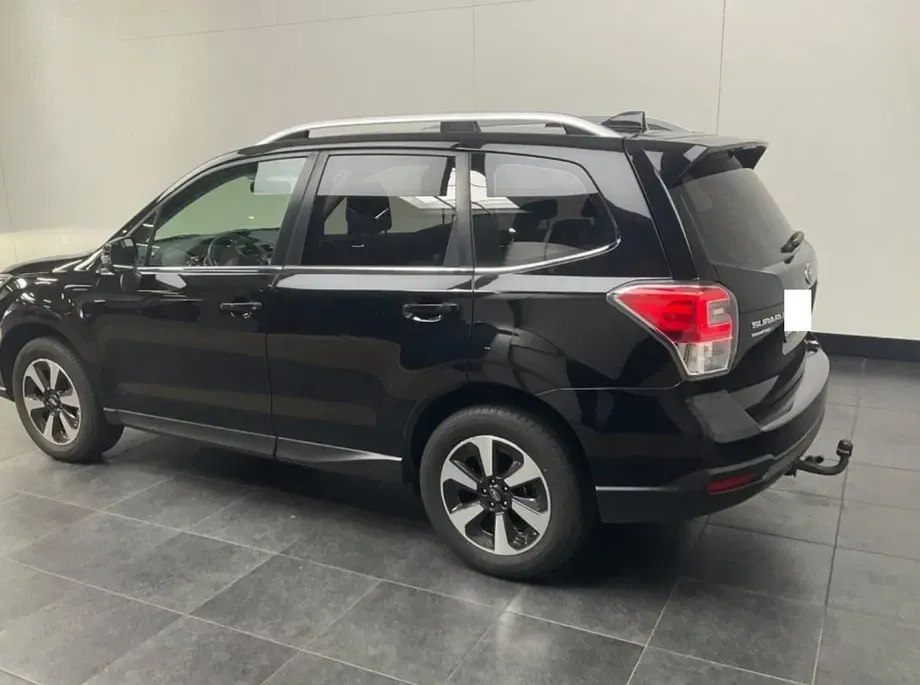 Subaru Forester 2.0X Lineartronic Active — imagine 3