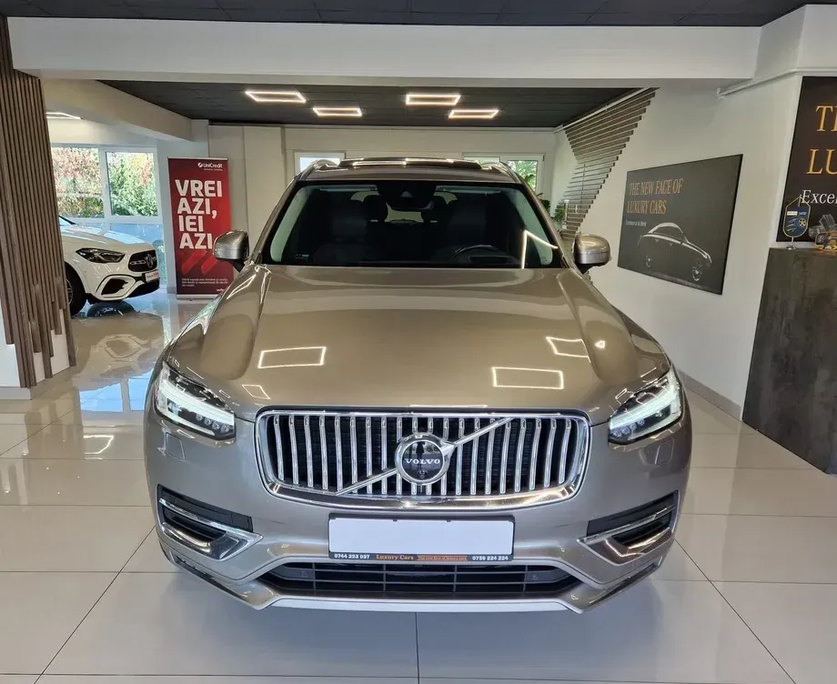 Volvo XC 90 B5 D AWD Geartronic Inscription — imagine 2