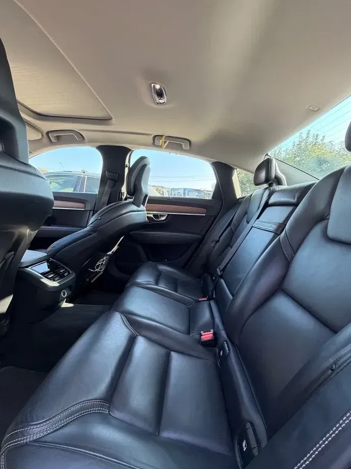 Volvo S90 D5 AWD Geartronic Inscription — imagine 6