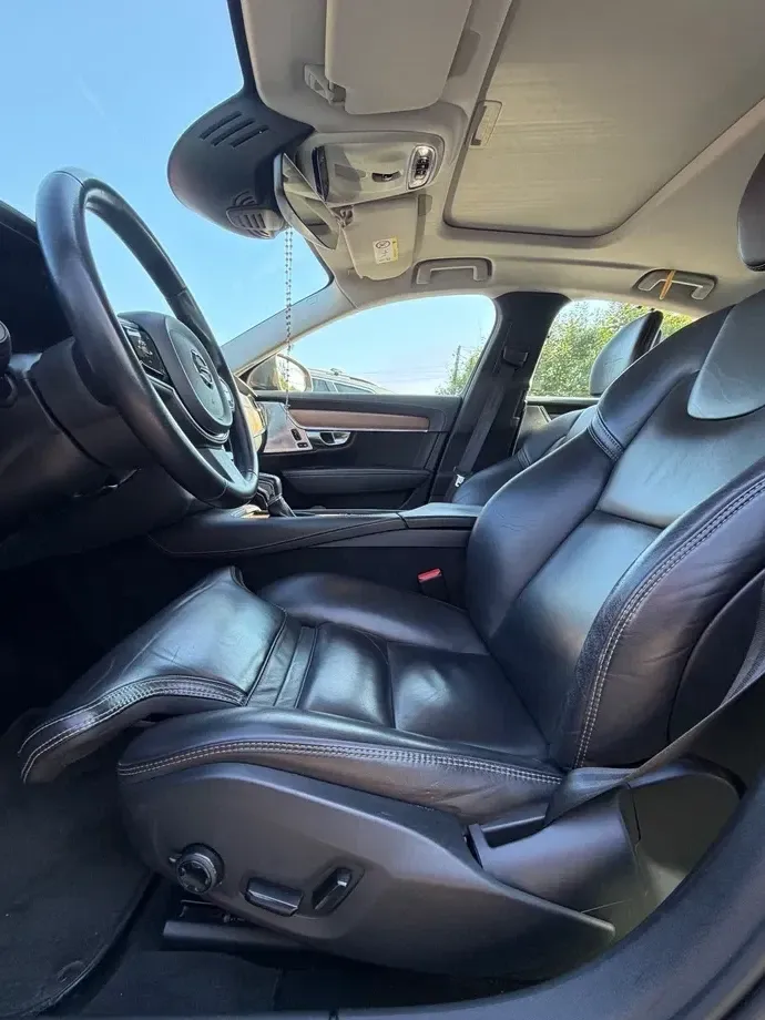 Volvo S90 D5 AWD Geartronic Inscription — imagine 5