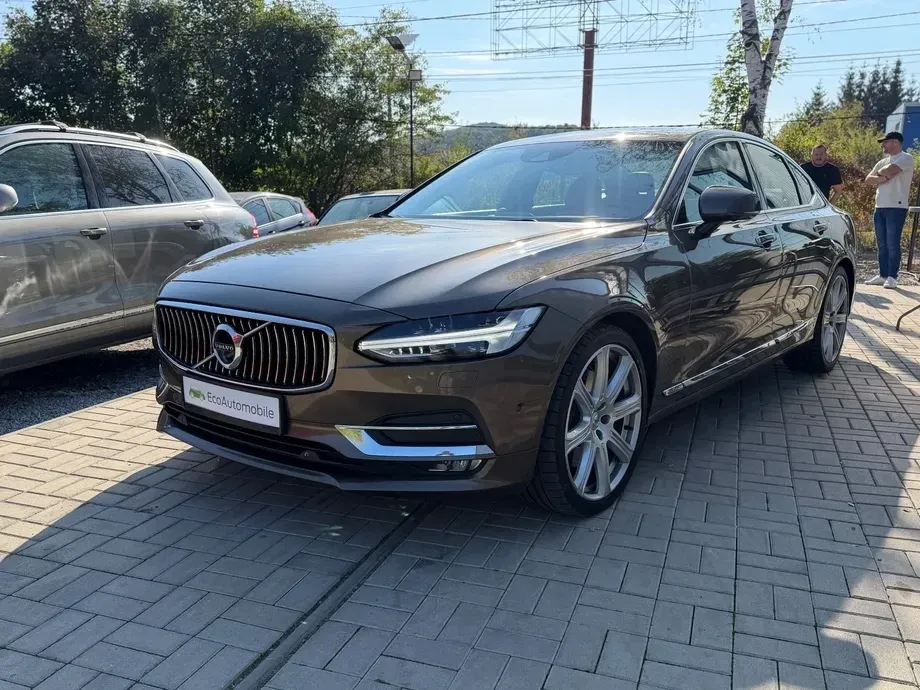 Volvo S90 D5 AWD Geartronic Inscription — imagine 3