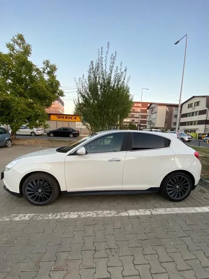 Alfa Romeo Giulietta — imagine 3