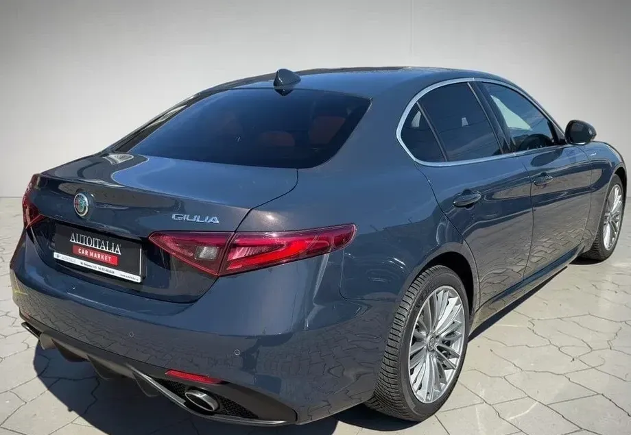 Alfa Romeo Giulia 2.0 Turbo AWD AT8 Veloce — imagine 5