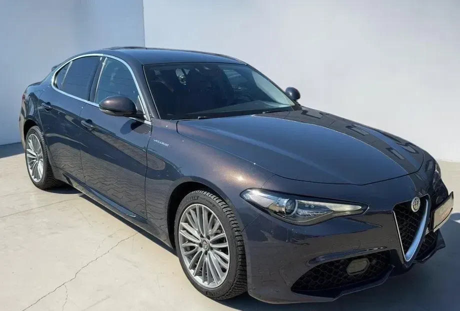 Alfa Romeo Giulia 2.0 Turbo AWD AT8 Veloce — imagine 3
