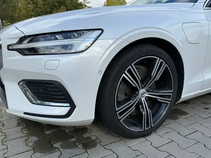 Volvo V60 II