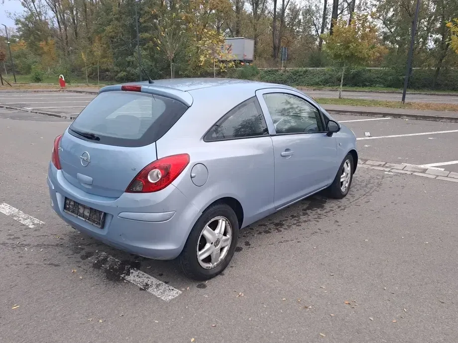 Opel Corsa D 1.2i Enjoy — imagine 3
