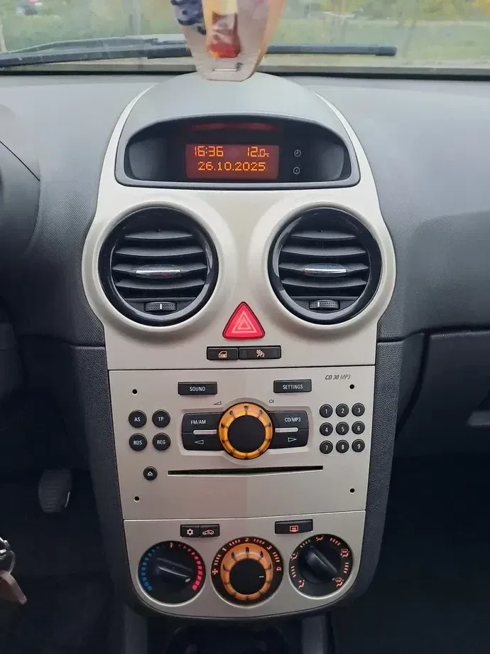 Opel Corsa D 1.2i Enjoy — imagine 6