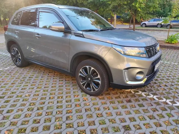 Suzuki Vitara IV 1.4 Boosterjet 6AT Spirit