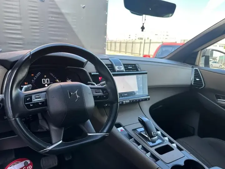 Citroën DS7