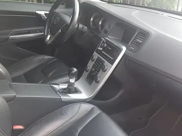 Volvo S60 II DRIVe Start-Stop Rdesign