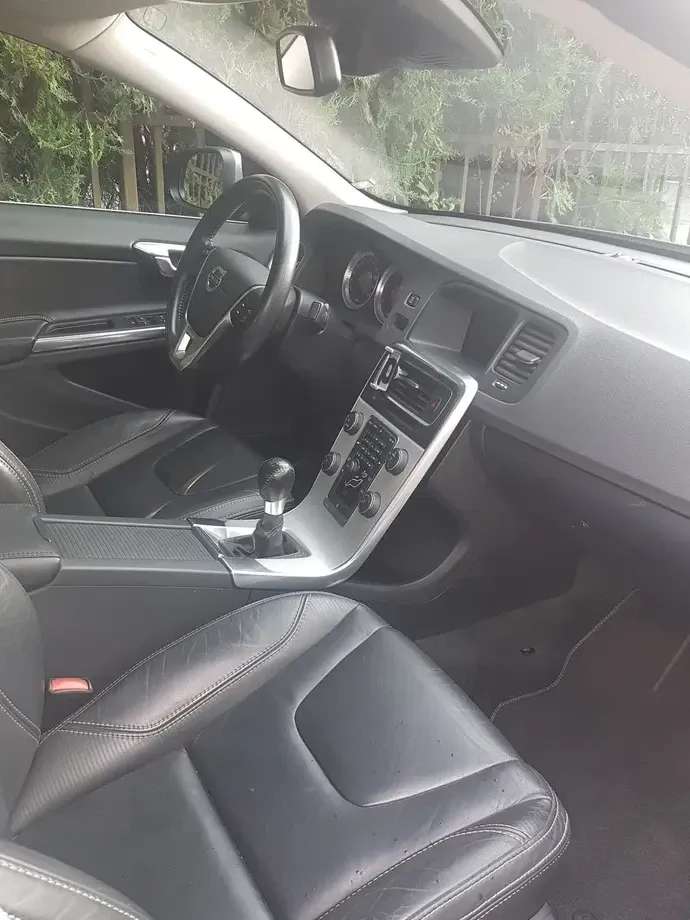 Volvo S60 II DRIVe Start-Stop Rdesign — imagine 3