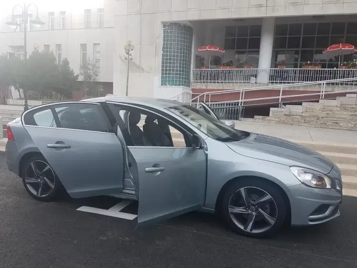 Volvo S60 II DRIVe Start-Stop Rdesign